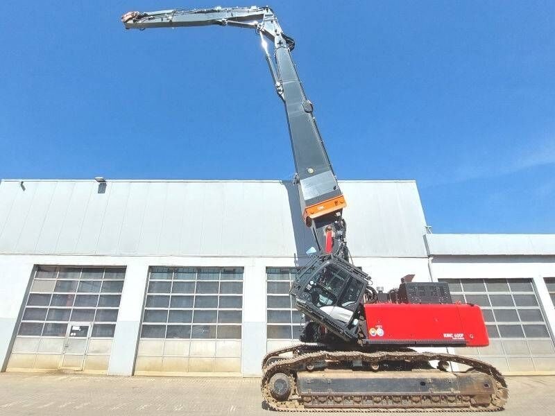2019 Hitachi KMC600P-6 demolition excavator, side profile view 2019 Hitachi KMC600P-6 demolition excavator, side profile view