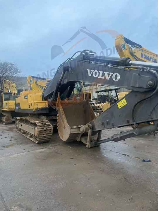 2018 Volvo EC480DL crawler excavator, side view