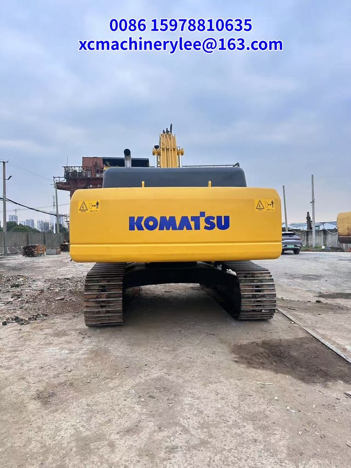 2022 Komatsu PC350 crawler excavator rear view 2022 Komatsu PC350 crawler excavator rear view
