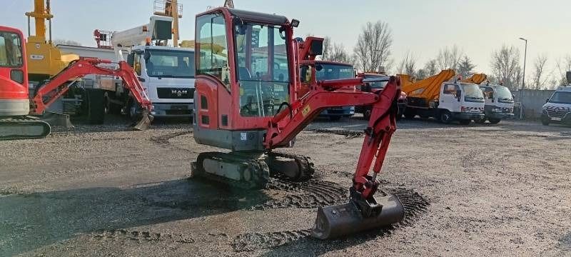 2017 Volvo EC15D mini excavator, front three-quarter view