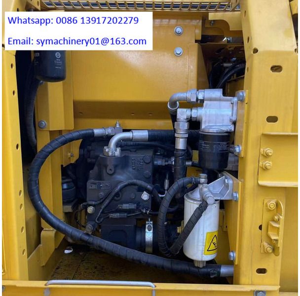 2022 Komatsu PC130 crawler excavator engine compartment detail 2022 Komatsu PC130 crawler excavator engine compartment detail