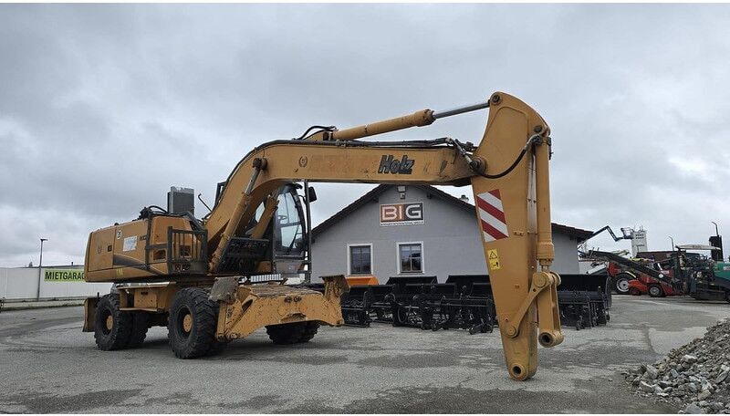 2008 CASE WX210 wheel excavator, side profile view 2008 CASE WX210 wheel excavator, side profile view
