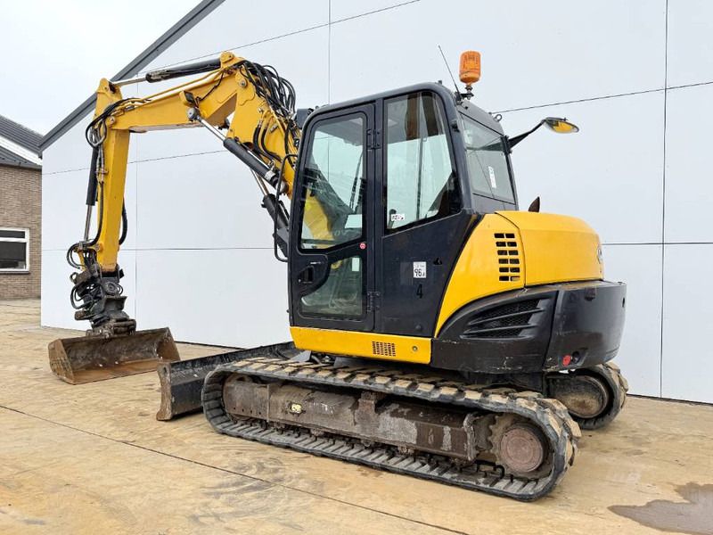2015 Kubota KX080-4A mini excavator, side view 2015 Kubota KX080-4A mini excavator, side view