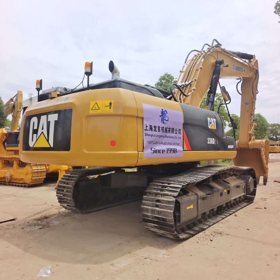 2024 Caterpillar 336D2L crawler excavator rear three-quarter view