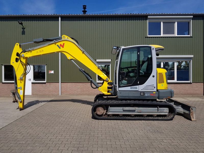2018 Wacker Neuson ET90 crawler excavator, side view 2018 Wacker Neuson ET90 crawler excavator, side view