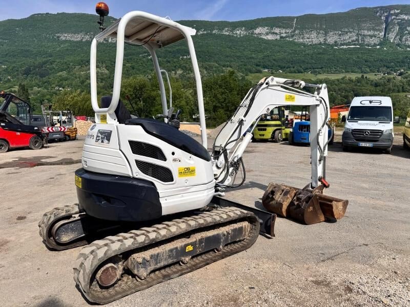 2010 Kubota U25-3EU mini excavator, rear three-quarter view 2010 Kubota U25-3EU mini excavator, rear three-quarter view