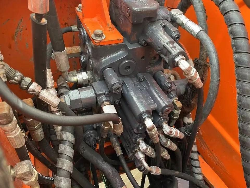 2023 Doosan DH80 mini excavator hydraulic control valve detail