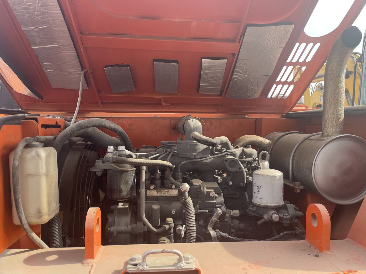 2019 Hitachi ZX80 crawler excavator engine compartment view 2019 Hitachi ZX80 crawler excavator engine compartment view