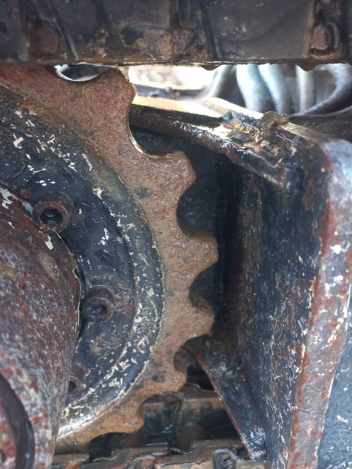 2017 Hitachi ZX17U mini excavator drive sprocket detail