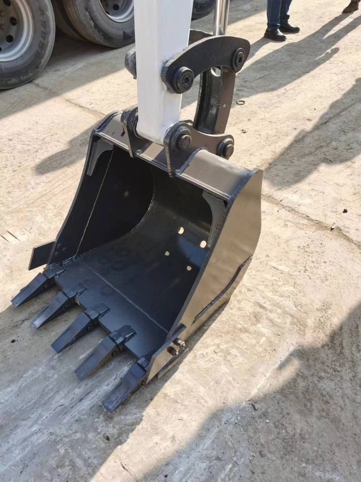 2012 Bobcat 331G mini excavator bucket detail 2012 Bobcat 331G mini excavator bucket detail