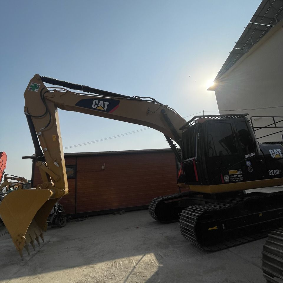 2023 Caterpillar 320D2 koparka gąsienicowa, widok z profilu 2023 Caterpillar 320D2 koparka gąsienicowa, widok z profilu