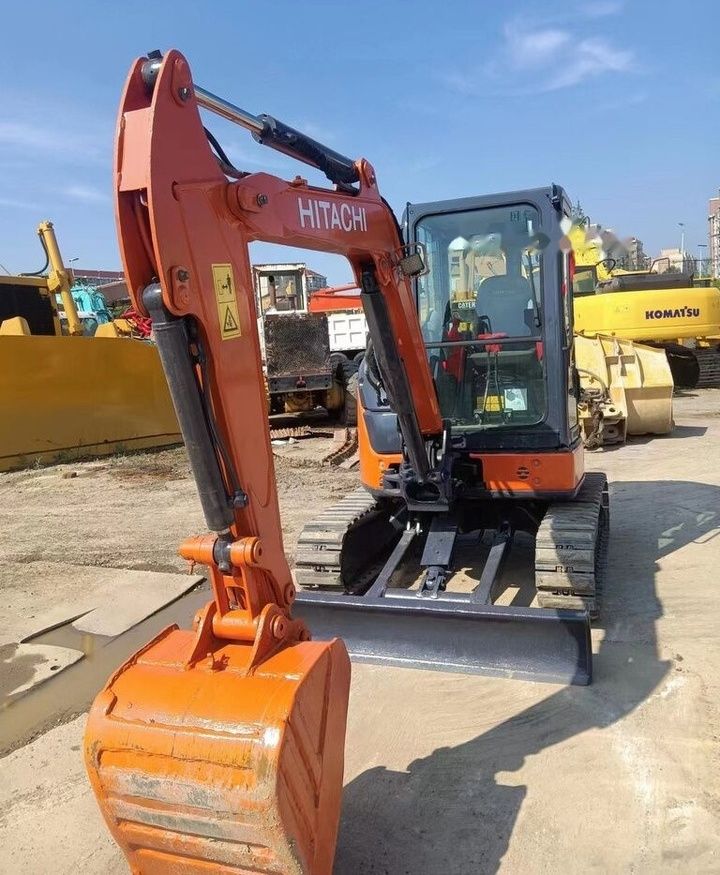 2019 Hitachi ZX35-5A mini excavator, front three-quarter view