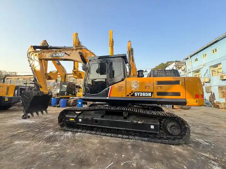 2018 Sany SY365H crawler excavator, side view
