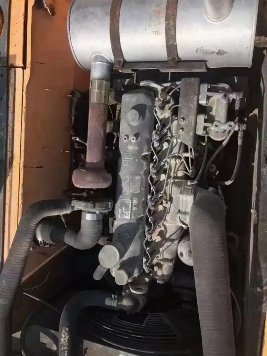2018 Hyundai R215LC-9 Crawler Excavator engine compartment view
