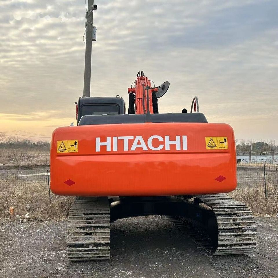 2018 Hitachi ZX200-3 crawler excavator, rear view 2018 Hitachi ZX200-3 crawler excavator, rear view