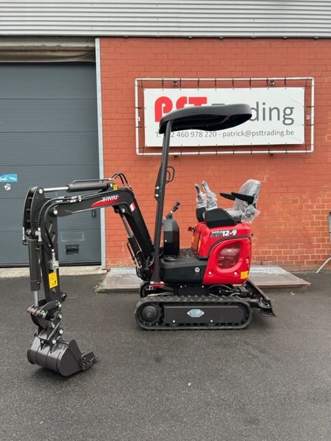 2026 Rhinoceros XN12-9 mini excavator, side view 2026 Rhinoceros XN12-9 mini excavator, side view