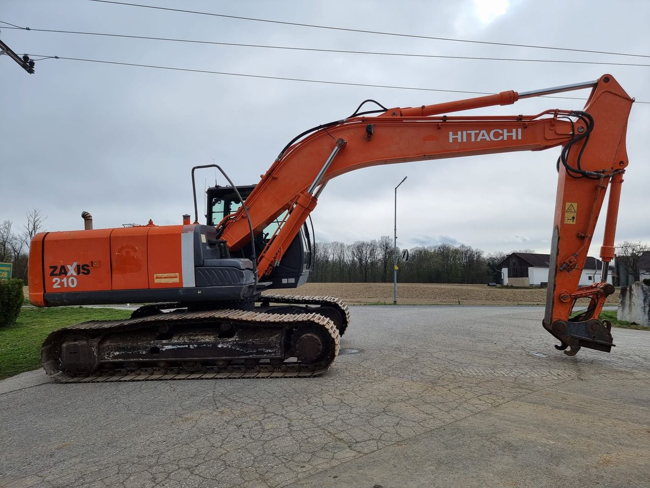 2008 Hitachi Zaxis 210 crawler excavator side view