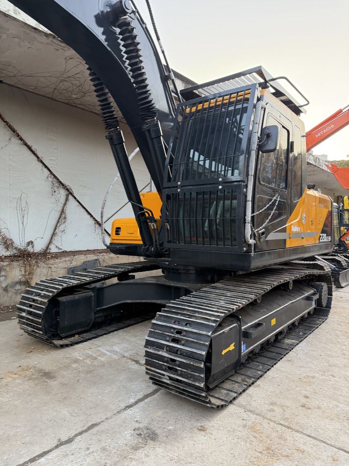2024 Hyundai R220LC-9S crawler excavator, front three-quarter view