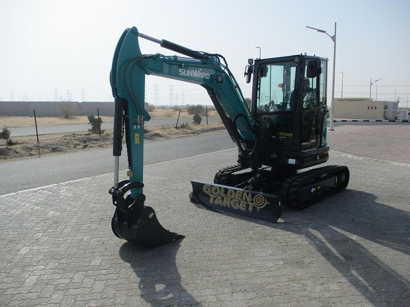 2025 Sunward SWE35UF mini excavator, front three-quarter view