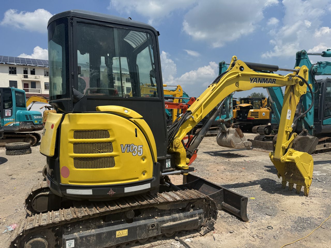 2019 Yanmar VIO35-6 mini excavator, side view 2019 Yanmar VIO35-6 mini excavator, side view
