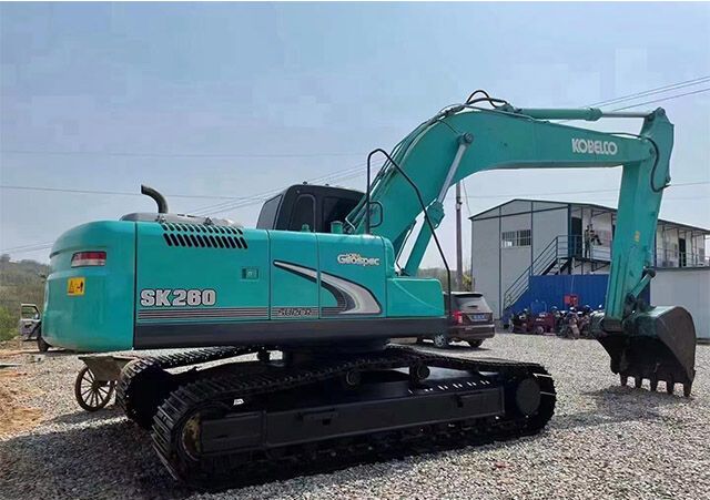 2016 Kobelco SK260 crawler excavator, side view 2016 Kobelco SK260 crawler excavator, side view
