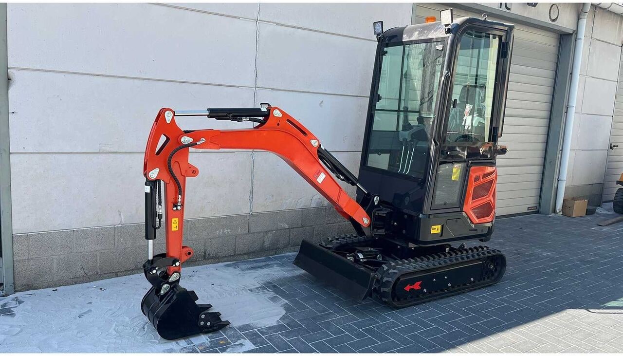 2026 Kubota DM18Y PRO mini excavator, side profile view 2026 Kubota DM18Y PRO mini excavator, side profile view
