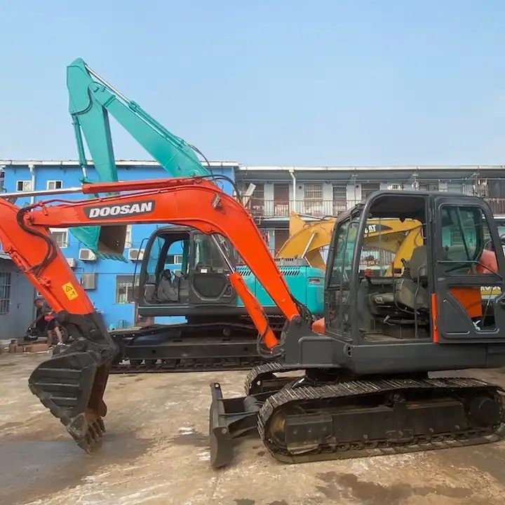 2020 Doosan DX60 crawler excavator, side view 2020 Doosan DX60 crawler excavator, side view