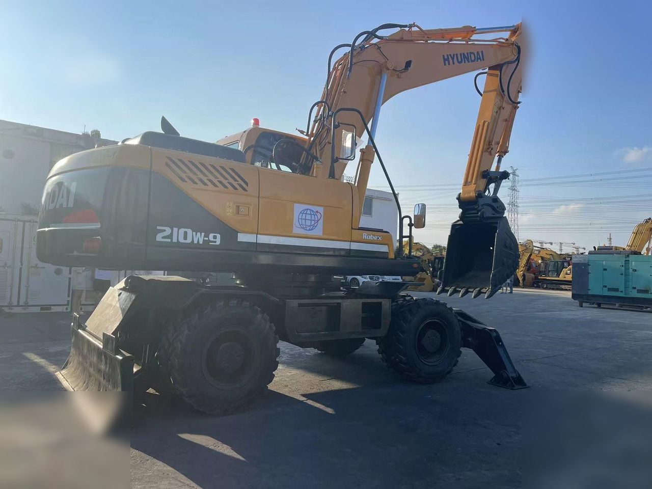 2021 Hyundai R210W-9 wheel excavator side view 2021 Hyundai R210W-9 wheel excavator side view