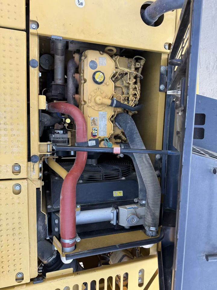 2021 Caterpillar 313D crawler excavator engine compartment view 2021 Caterpillar 313D crawler excavator engine compartment view
