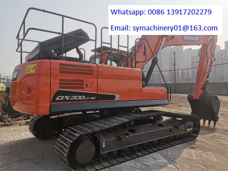 2024 Doosan DX300LC-9C crawler excavator, rear three-quarter view 2024 Doosan DX300LC-9C crawler excavator, rear three-quarter view