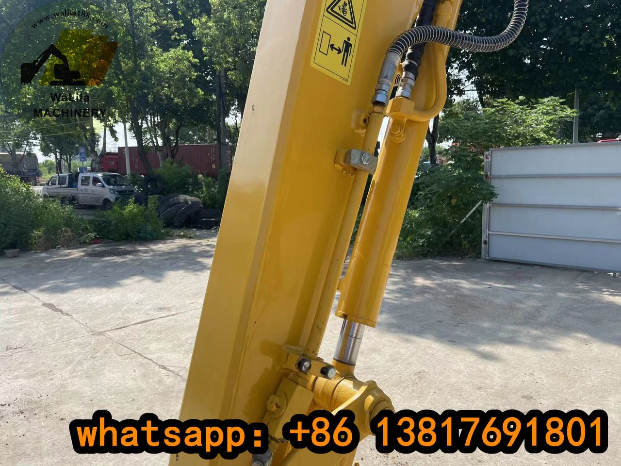 2022 Komatsu PC40MR mini excavator boom detail 2022 Komatsu PC40MR mini excavator boom detail