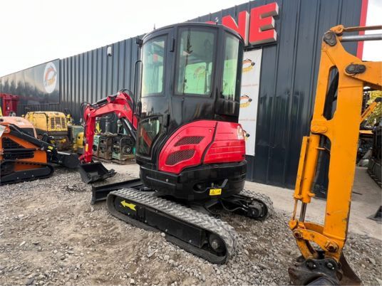 JPC HT25 mini excavator, rear three-quarter view