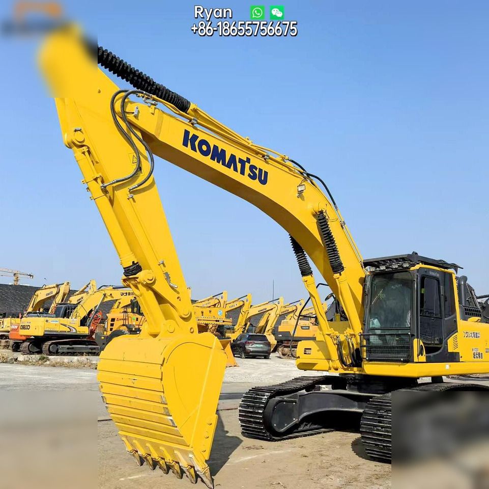 2022 Komatsu PC300 LC-8M0 crawler excavator, side profile view