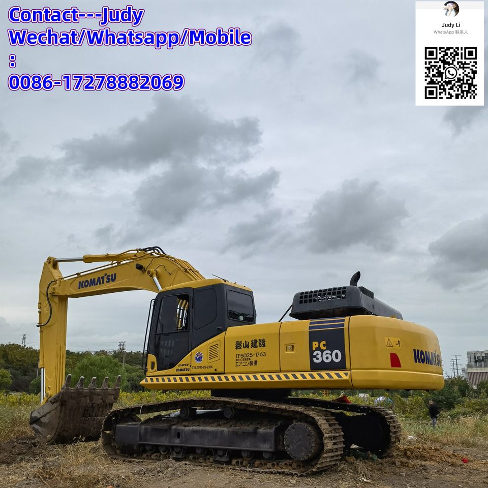 2020 Komatsu PC360 crawler excavator, side view 2020 Komatsu PC360 crawler excavator, side view