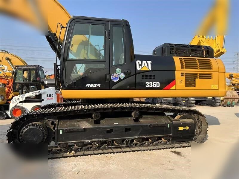2022 Caterpillar 336D crawler excavator side view 2022 Caterpillar 336D crawler excavator side view