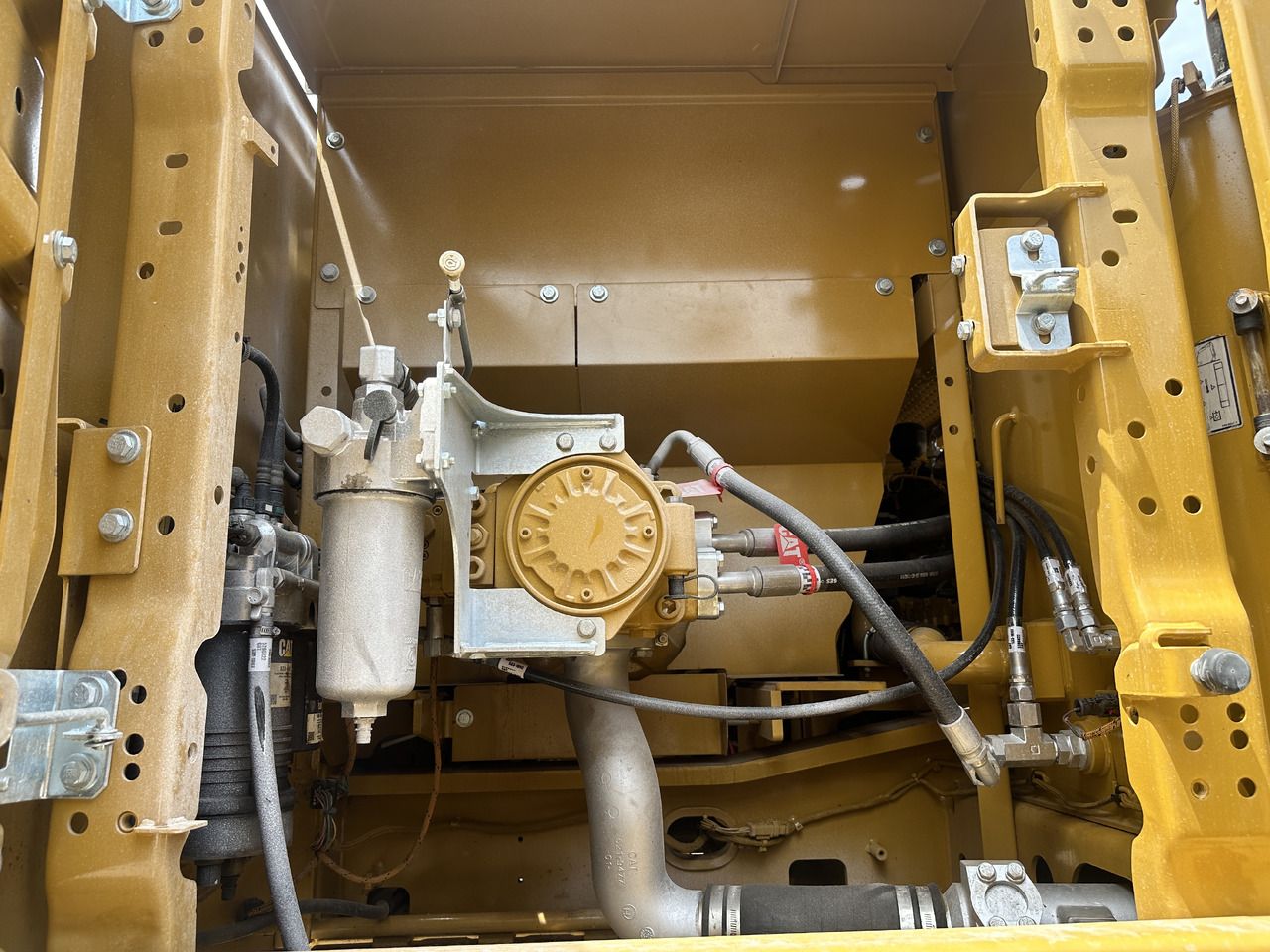 2022 Caterpillar 330GC crawler excavator engine compartment view 2022 Caterpillar 330GC crawler excavator engine compartment view