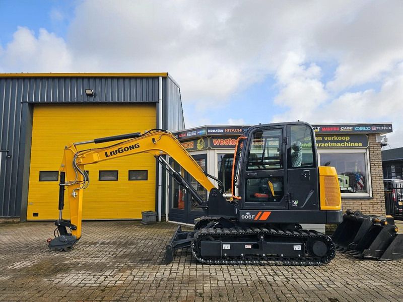 2026 LiuGong 906F mini excavator, side profile view