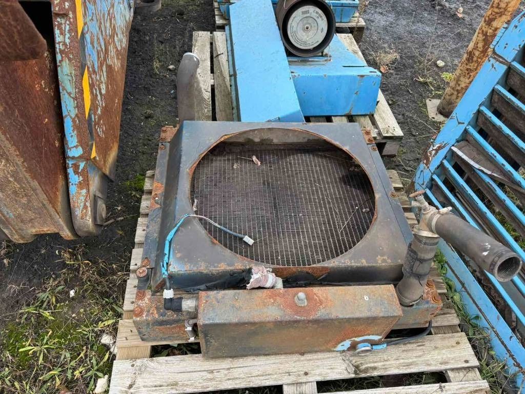2000 Terex 340 material handler radiator component 2000 Terex 340 material handler radiator component