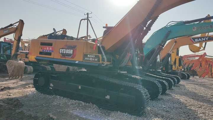 2022 Sany SY365H crawler excavator side view 2022 Sany SY365H crawler excavator side view