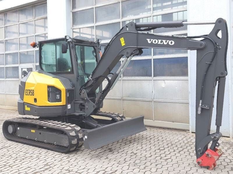 2023 Volvo ECR58F mini excavator, side view 2023 Volvo ECR58F mini excavator, side view