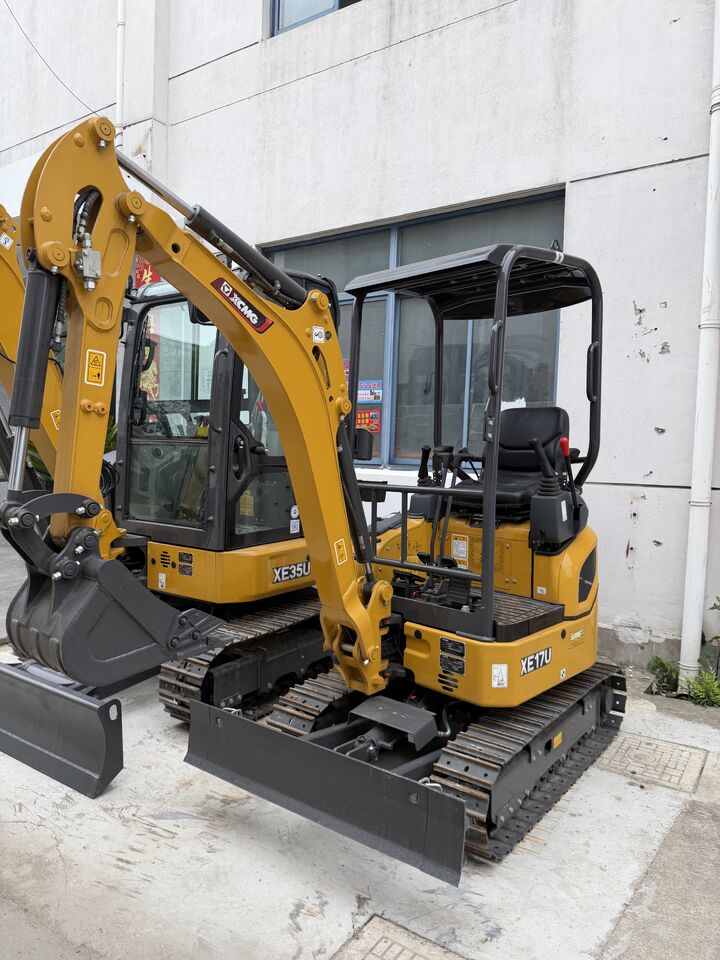 2026 XCMG XE17U mini excavator, front three-quarter view 2026 XCMG XE17U mini excavator, front three-quarter view