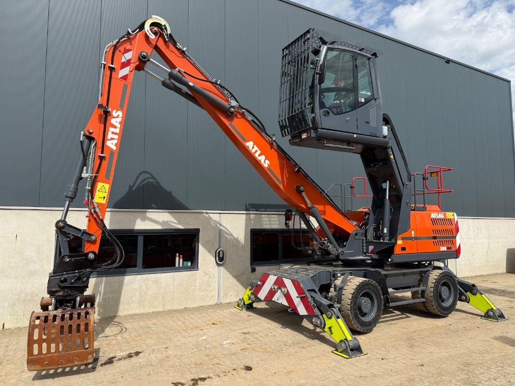 2023 Atlas 200MH material handler, side view 2023 Atlas 200MH material handler, side view