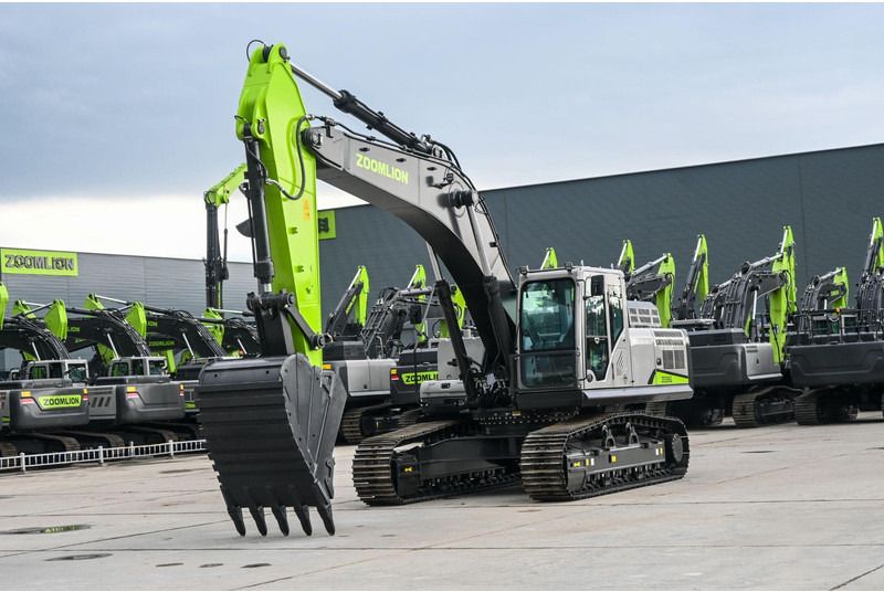 2025 Zoomlion ZE335G crawler excavator, front three-quarter view 2025 Zoomlion ZE335G crawler excavator, front three-quarter view