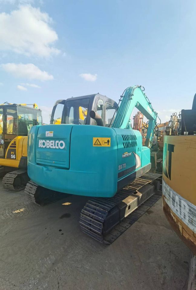 2018 Kobelco SK75 mini excavator, side view 2018 Kobelco SK75 mini excavator, side view