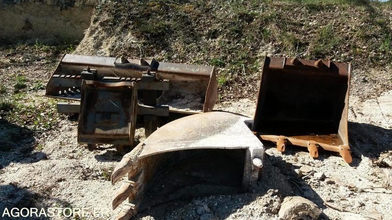 2006 Mecalac 714 MW wheel excavator attachments 2006 Mecalac 714 MW wheel excavator attachments