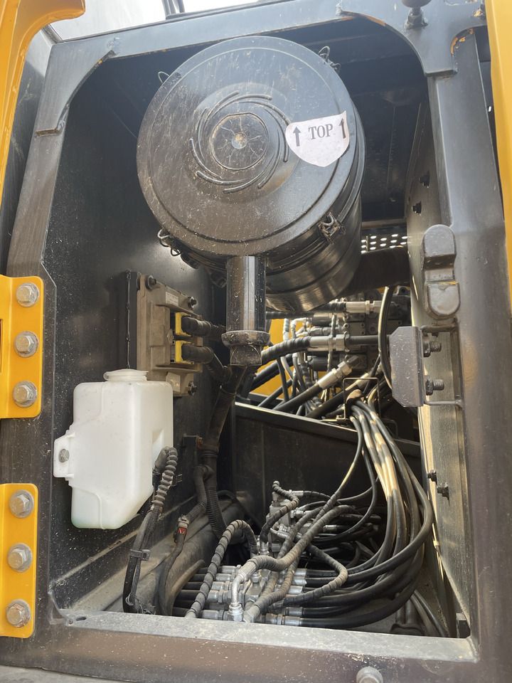 2022 Volvo EC210 crawler excavator engine compartment detail 2022 Volvo EC210 crawler excavator engine compartment detail