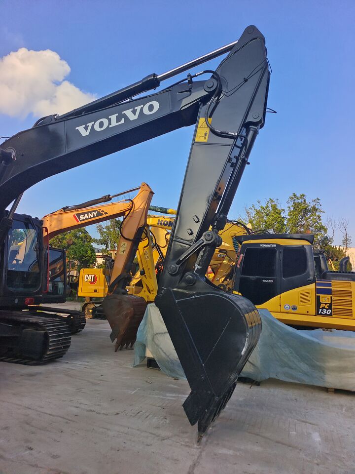 2024 Volvo EC210D crawler excavator boom and bucket view