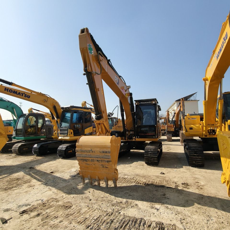 2024 Caterpillar 312D crawler excavator, front view 2024 Caterpillar 312D crawler excavator, front view