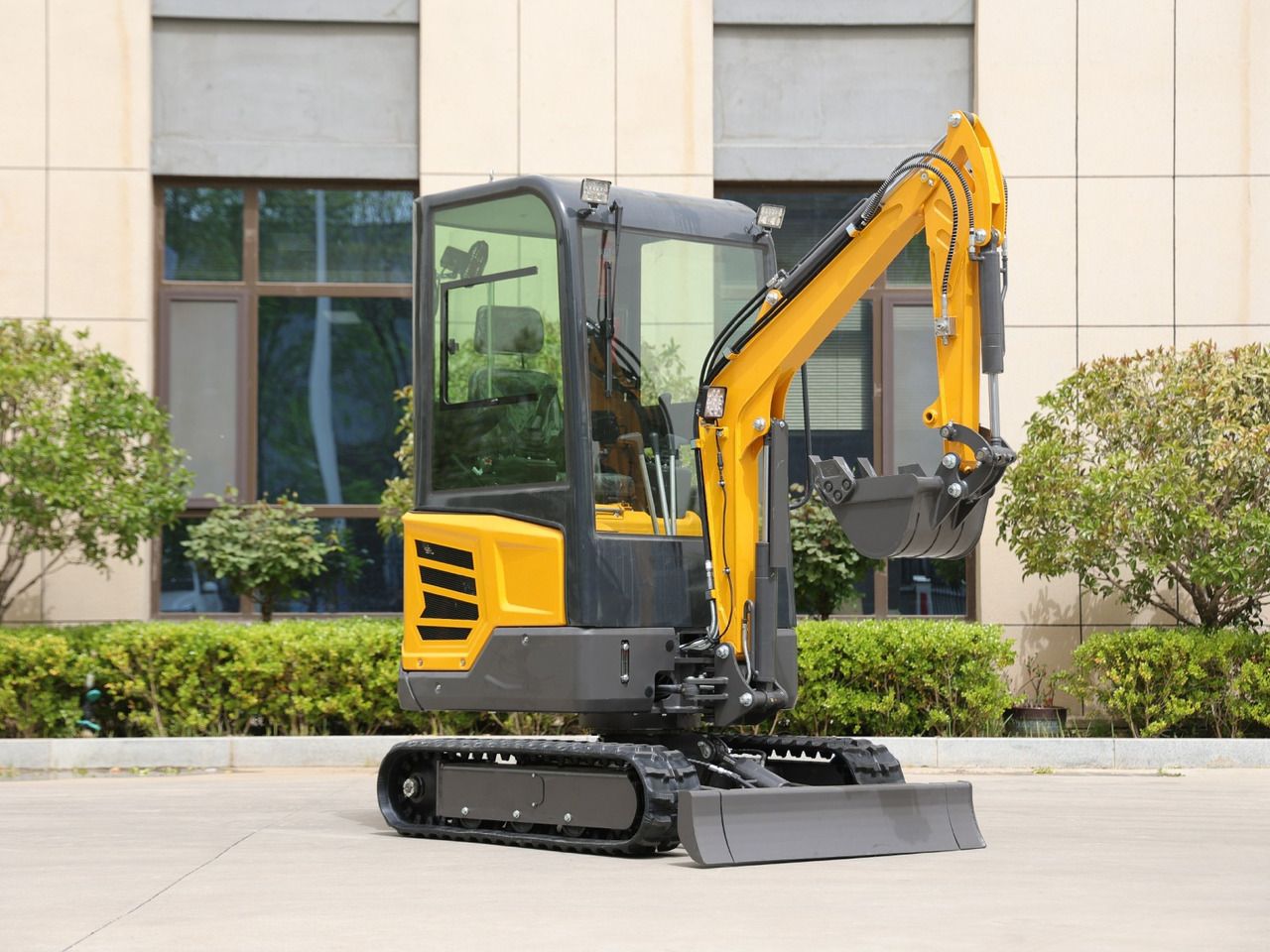 2025 Müller Machinery MB 18-KSH mini excavator, front three-quarter view 2025 Müller Machinery MB 18-KSH mini excavator, front three-quarter view