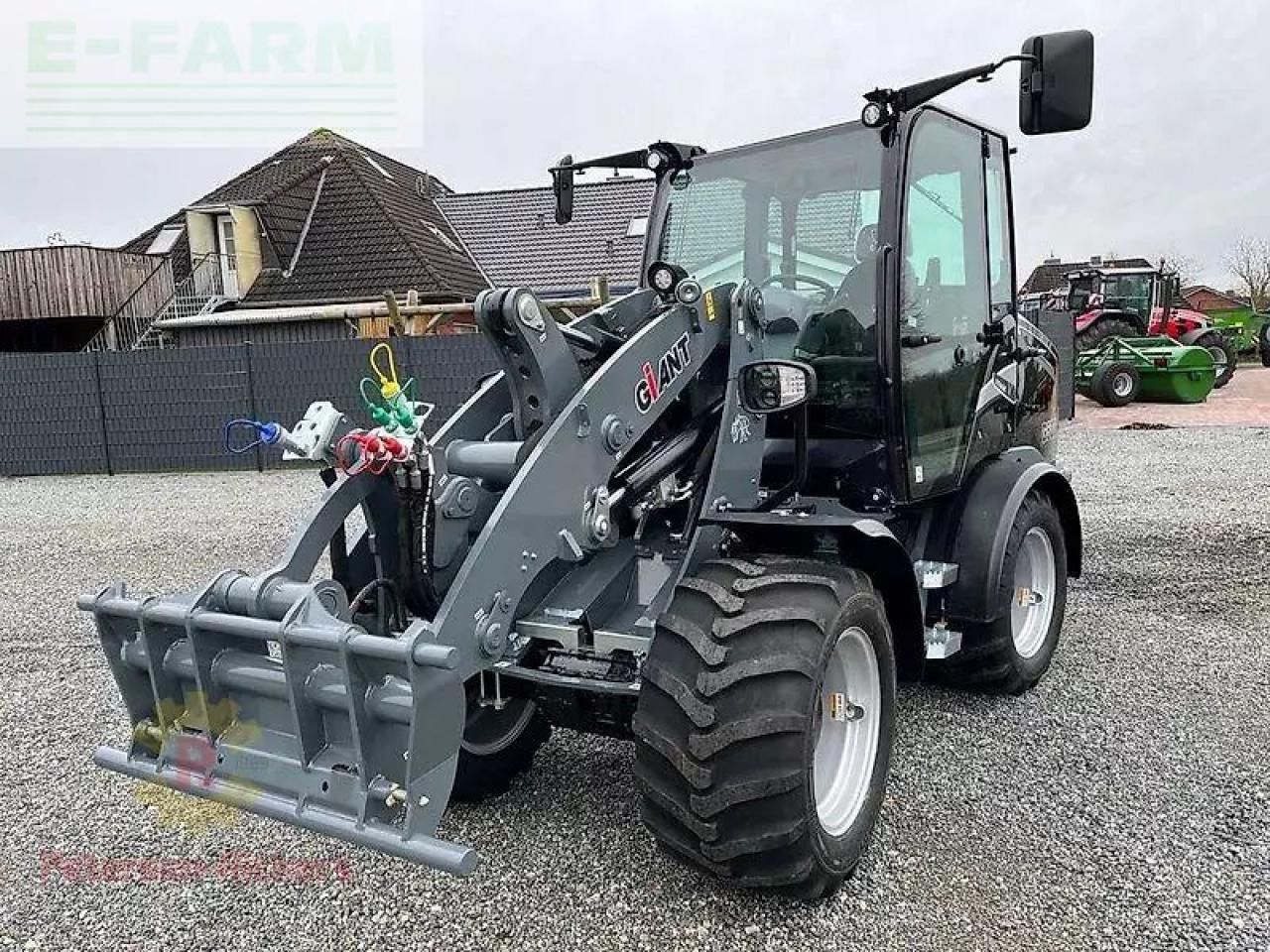 2023 Giant G5000Z wheel loader, front three-quarter view 2023 Giant G5000Z wheel loader, front three-quarter view